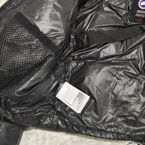 Canada Goose W Cypress Cropped Puffer - Picture 9 of 11